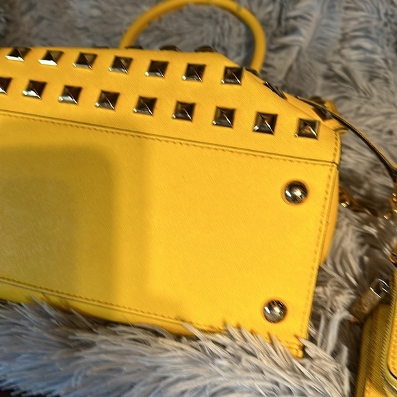 Michael Kors Hamilton bag wallet wristlet yellow studded. Large. 14” COA - Picture 9 of 17